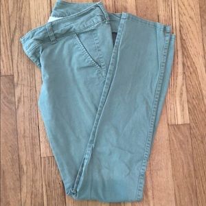 American Eagle Skinny Khaki Pant